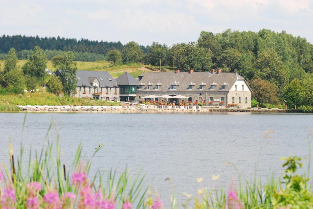 Hotel Moulin De Boiron Sart-Custinne Exterior photo
